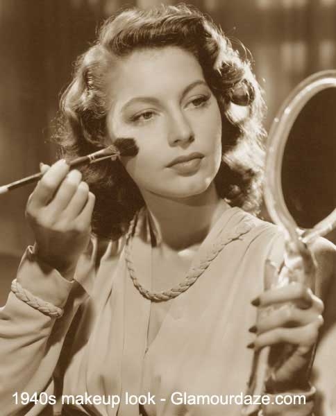 ava-gardner-apllys-makeup-1940s